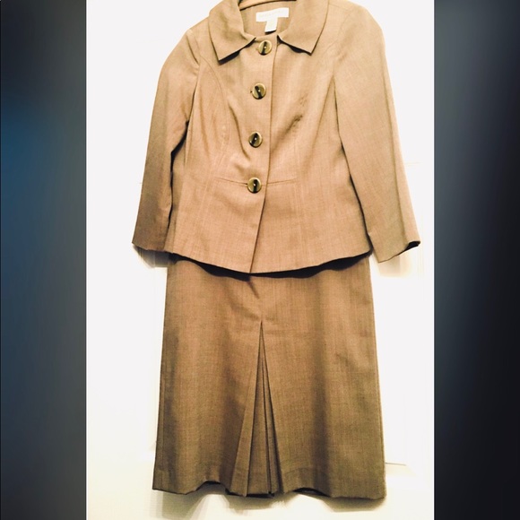 Stylish Banana Republic Skirt / Blazer Suit Size 2 ❤️ - Picture 3 of 9